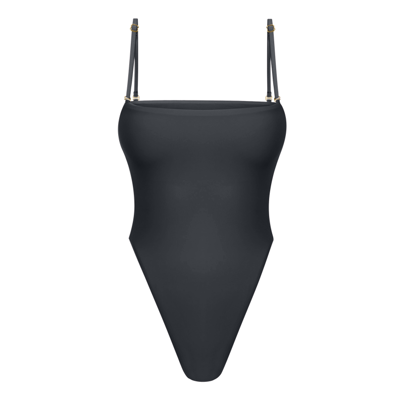 Pamela One Piece alternate